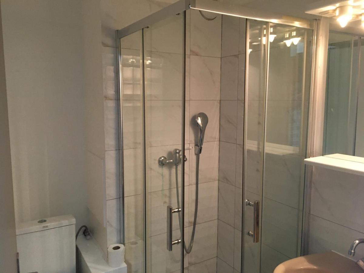 Studios Lora Rm 860 Saint-Louis  Bagian luar foto
